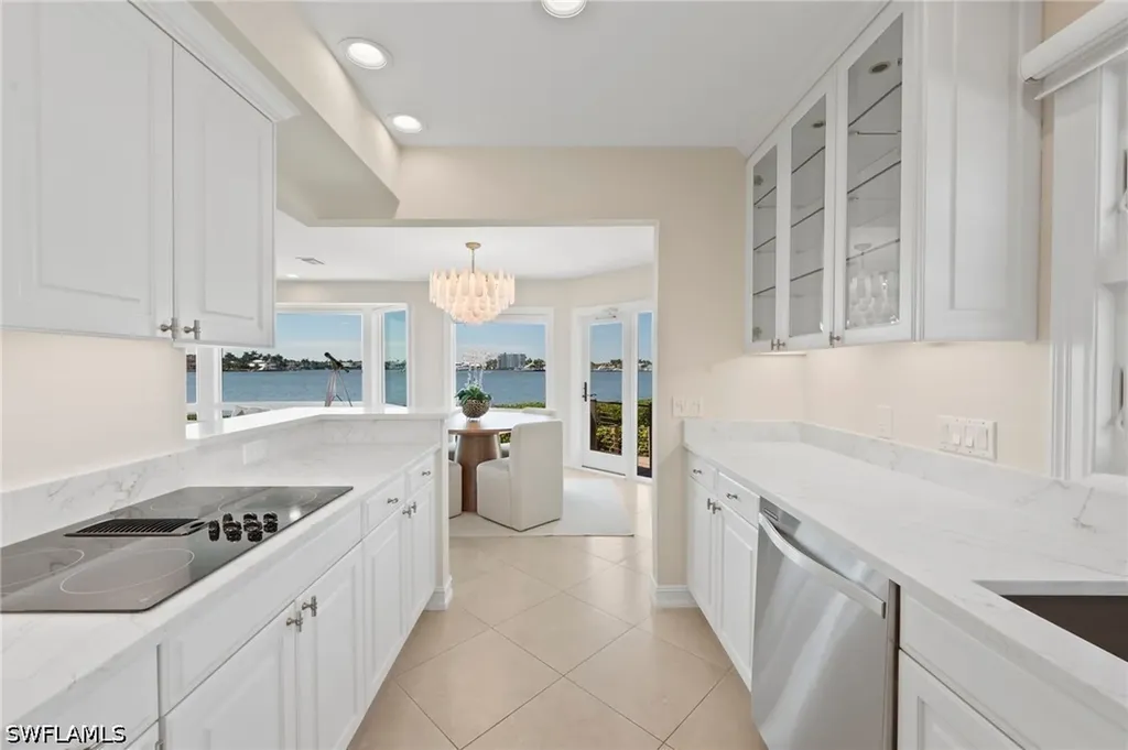 1301 Chesapeake Avenue Naples FL 34102