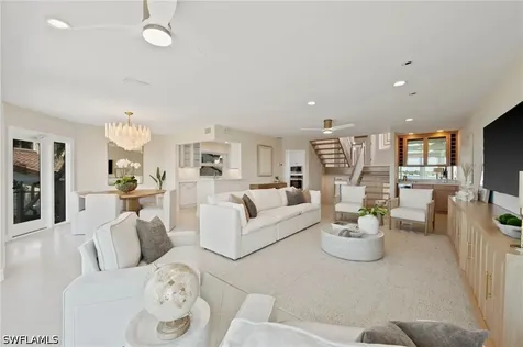 1301 Chesapeake Avenue Naples FL 34102