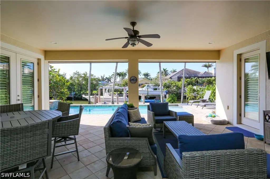 1480 Curlew Avenue Naples FL 34102