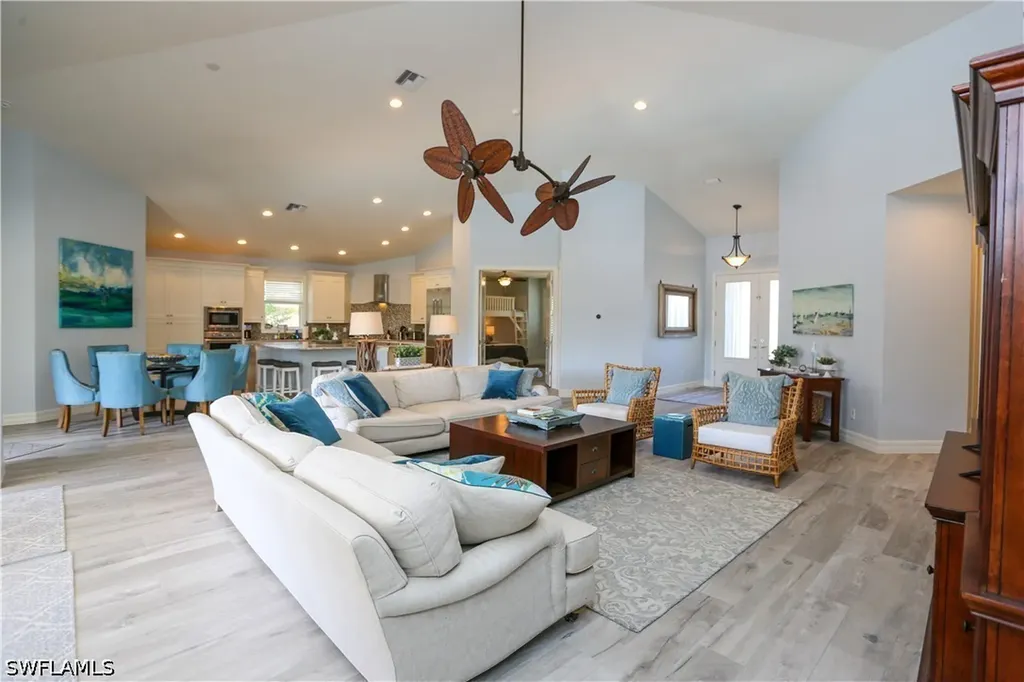 1480 Curlew Avenue Naples FL 34102