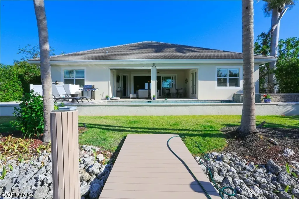 1480 Curlew Avenue Naples FL 34102