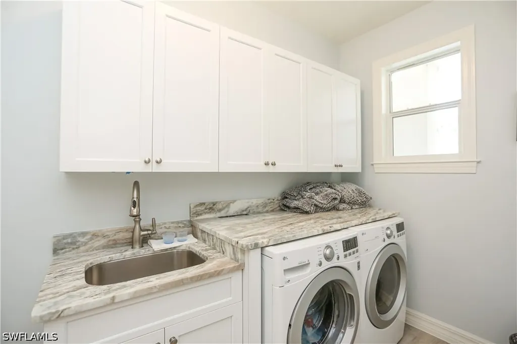 1480 Curlew Avenue Naples FL 34102