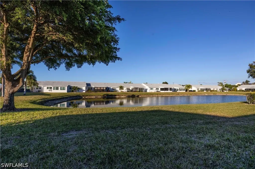1513 Edgewater Circle Fort Myers FL 33919