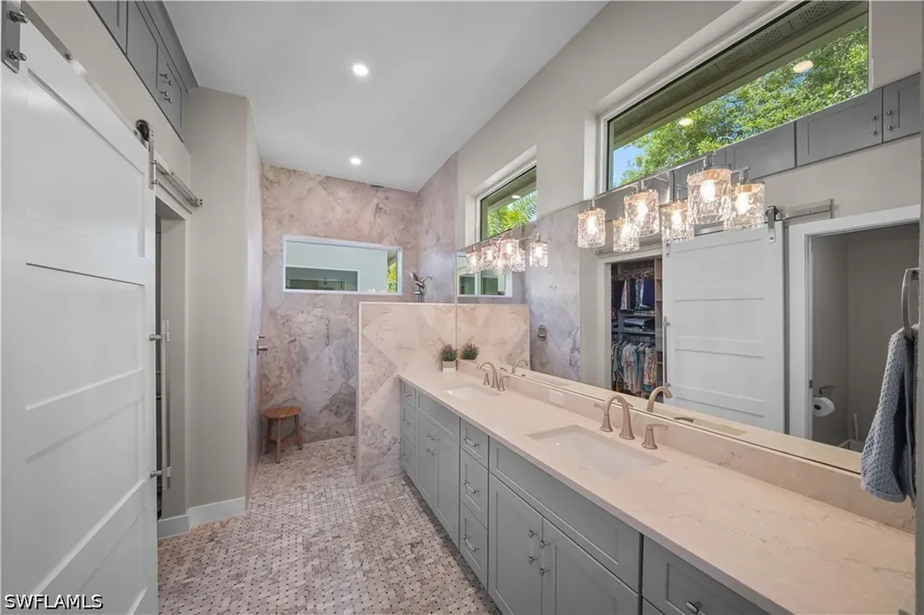 13661 Southampton Drive Bonita Springs FL 34135