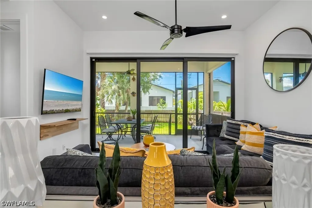 3016 Van Buren Avenue Naples FL 34112