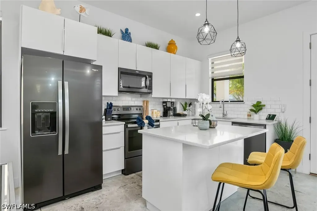 3016 Van Buren Avenue Naples FL 34112