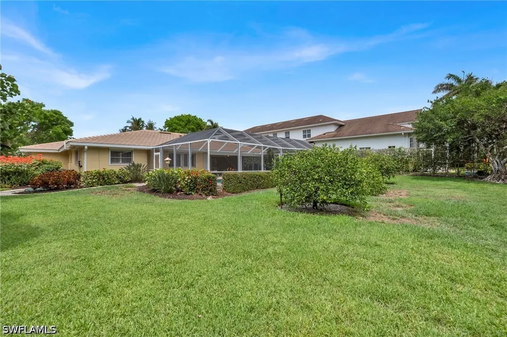 656 Binnacle Drive Naples FL 34103