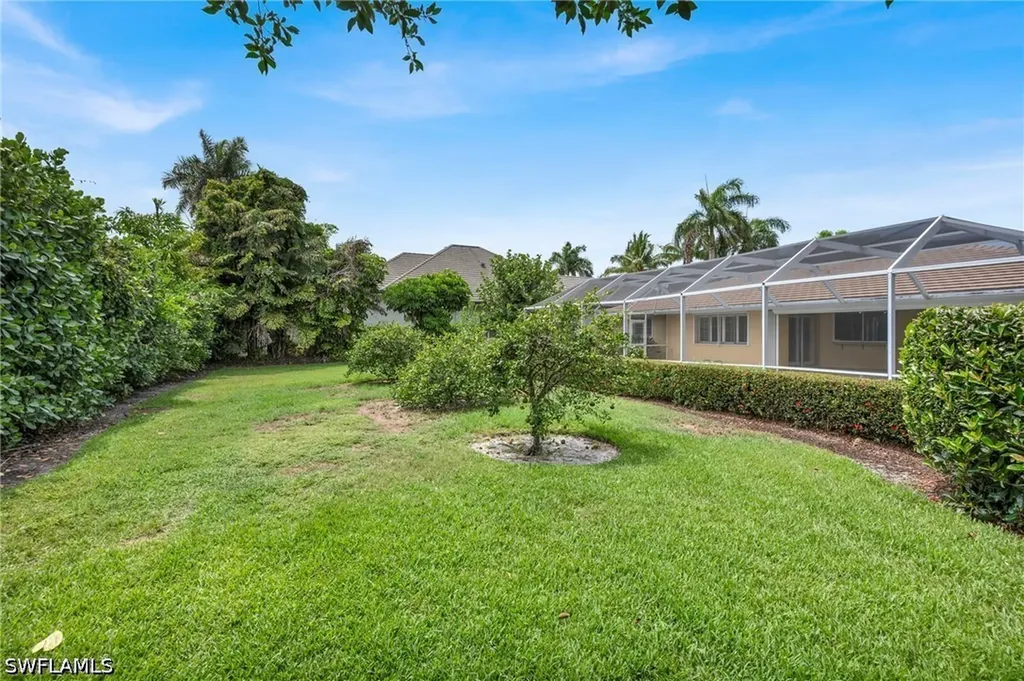 656 Binnacle Drive Naples FL 34103