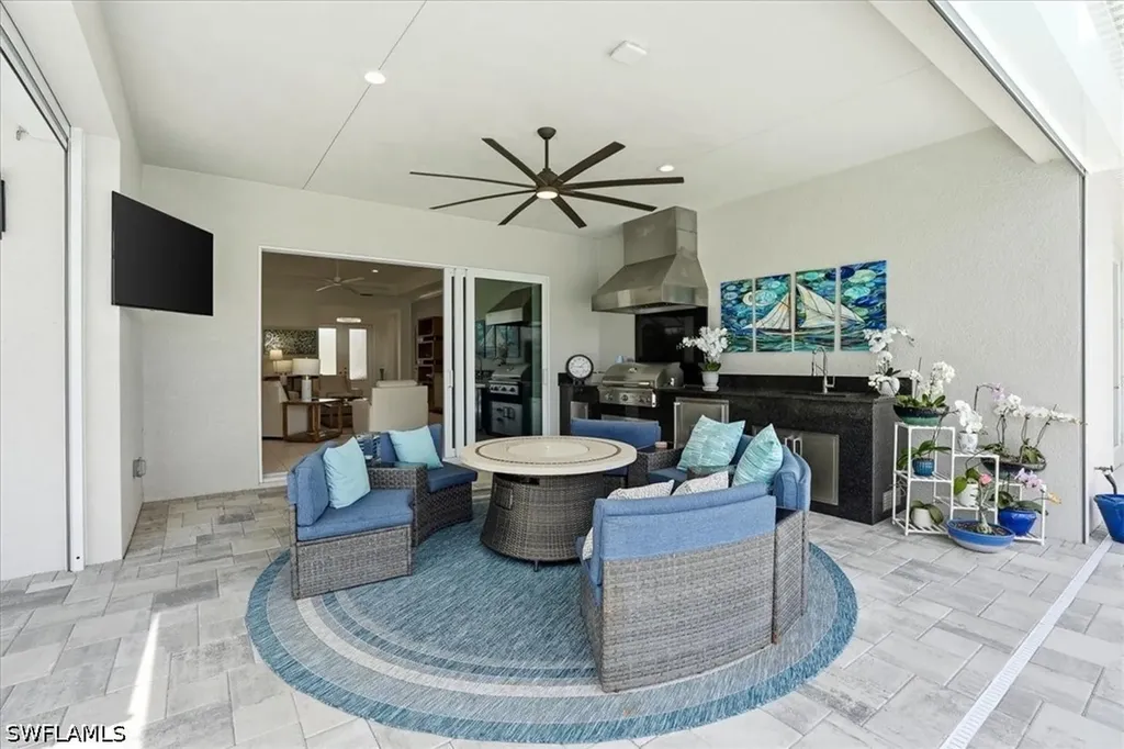 14386 Laguna Springs Lane Naples FL 34114