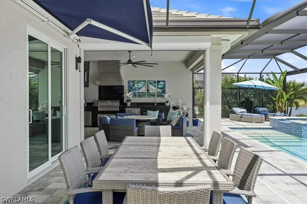 14386 Laguna Springs Lane Naples FL 34114