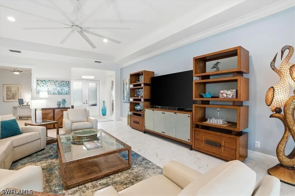14386 Laguna Springs Lane Naples FL 34114