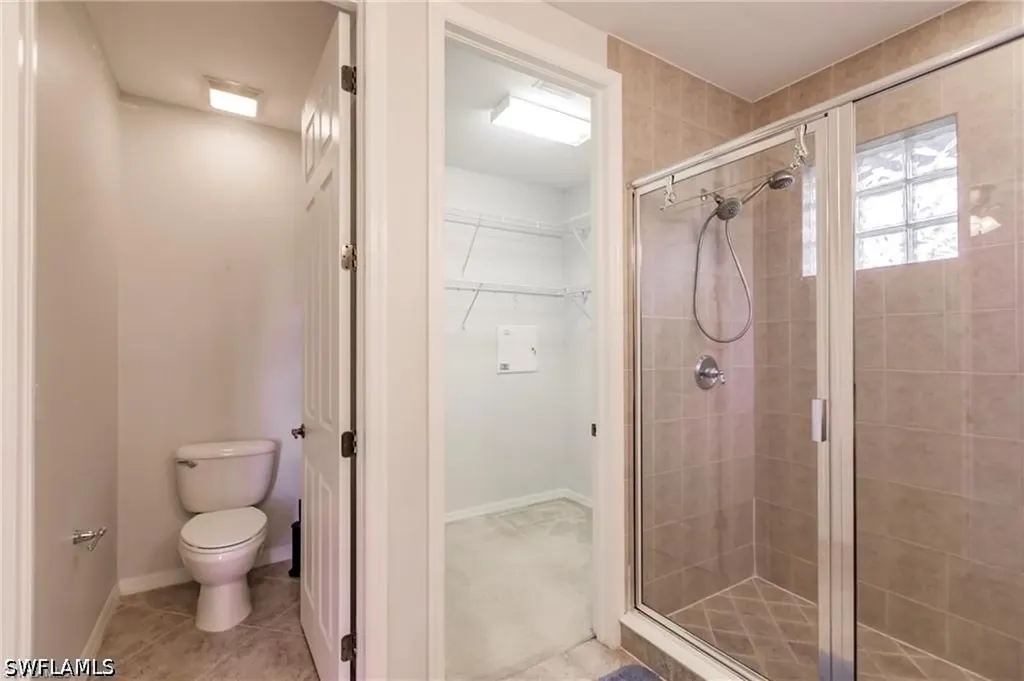 1375 Artesia Drive E Naples FL 34113