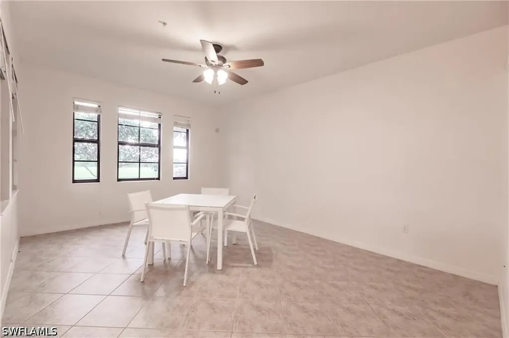 1375 Artesia Drive E Naples FL 34113