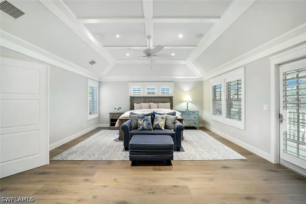 444 2nd Avenue N Naples FL 34102