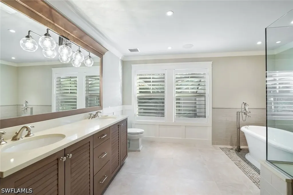 444 2nd Avenue N Naples FL 34102