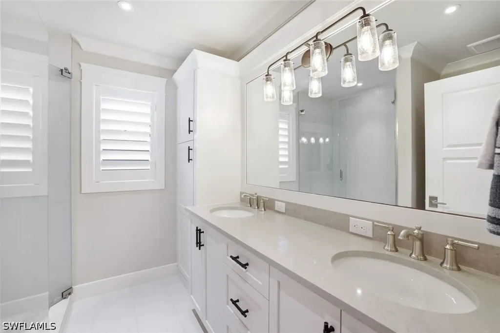 444 2nd Avenue N Naples FL 34102