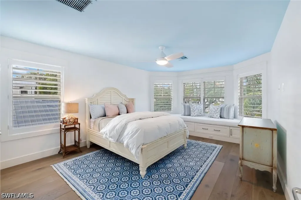 444 2nd Avenue N Naples FL 34102
