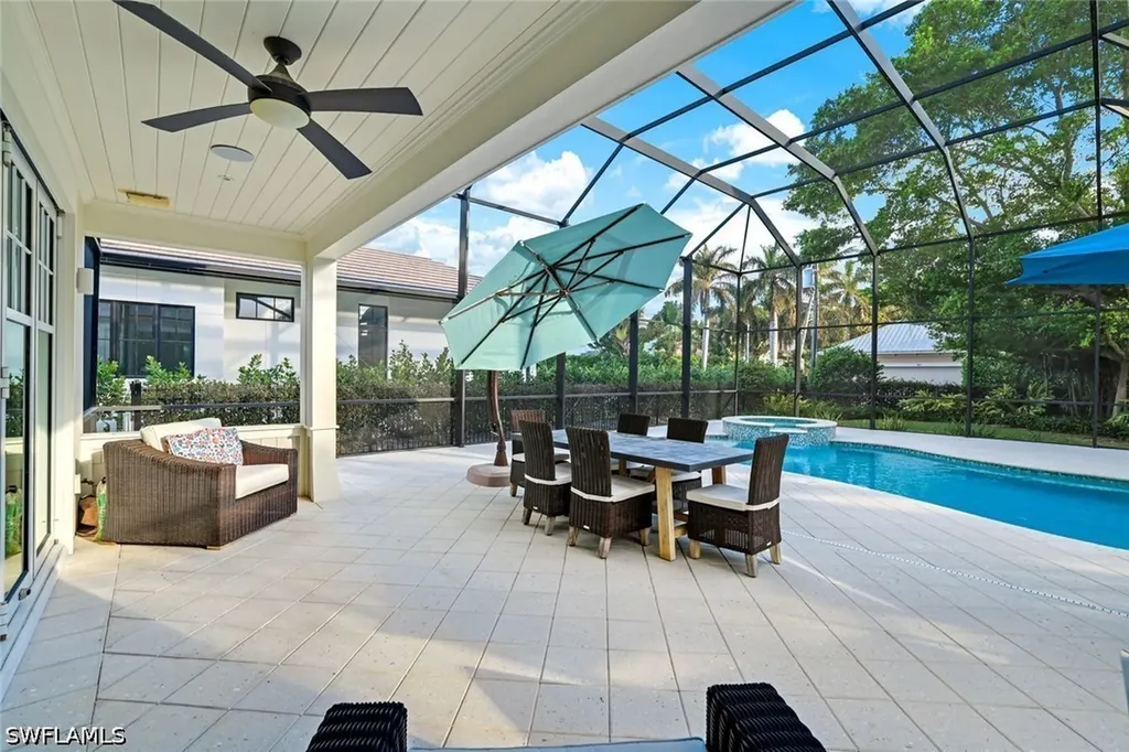 444 2nd Avenue N Naples FL 34102