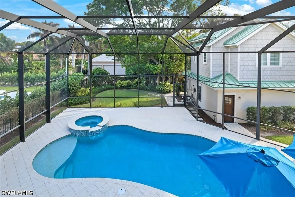 444 2nd Avenue N Naples FL 34102