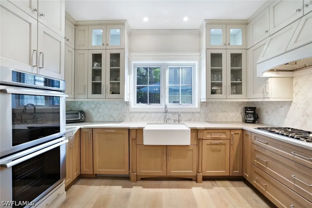444 2nd Avenue N Naples FL 34102