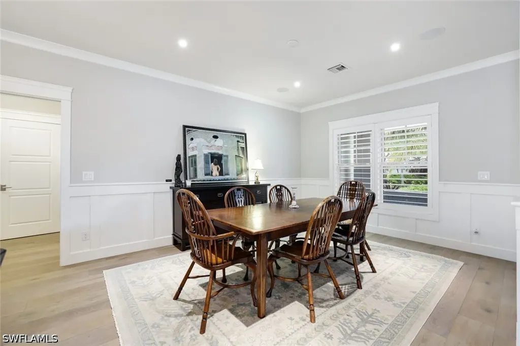 444 2nd Avenue N Naples FL 34102