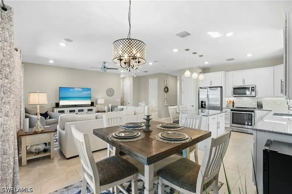 2077 Hamlin Street Naples FL 34120