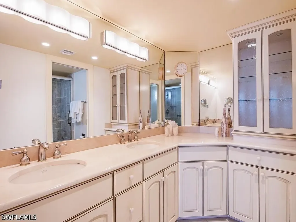 4005 Gulf Shore Boulevard N Naples FL 34103
