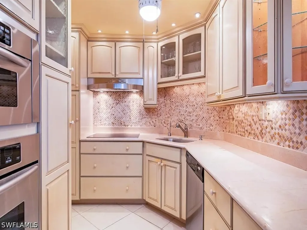 4005 Gulf Shore Boulevard N Naples FL 34103