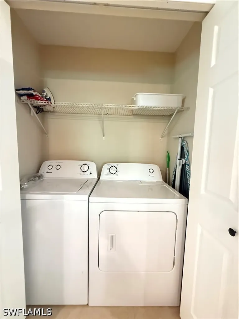 6140 Standing Oaks Naples FL 34119
