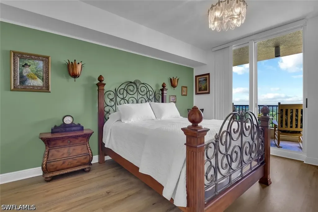 1065 Borghese Lane Naples FL 34114