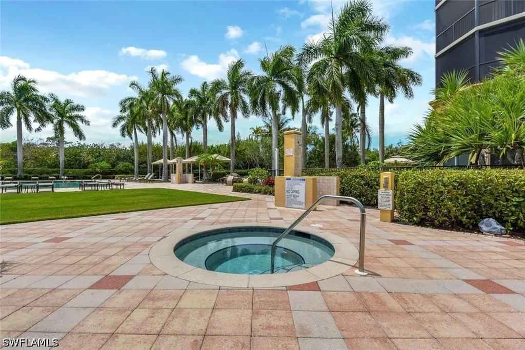 1065 Borghese Lane Naples FL 34114