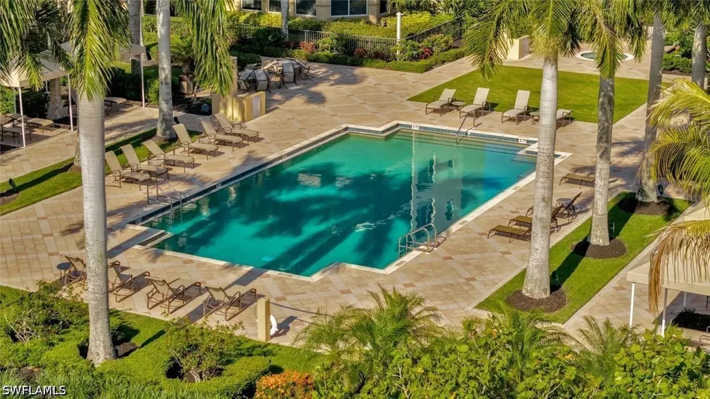 1065 Borghese Lane Naples FL 34114