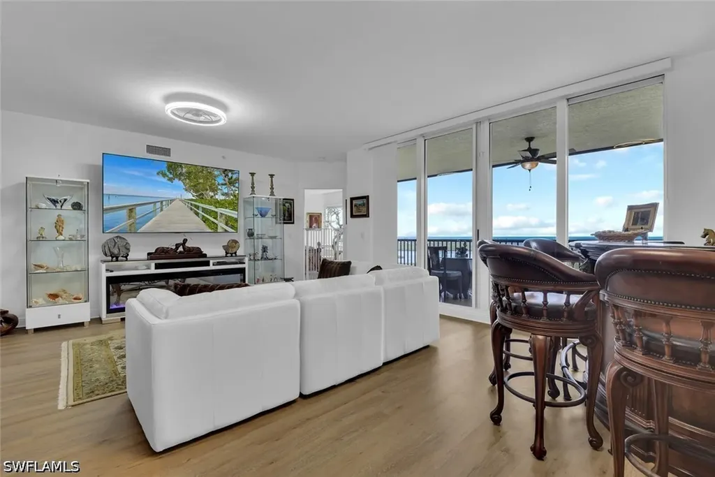 1065 Borghese Lane Naples FL 34114
