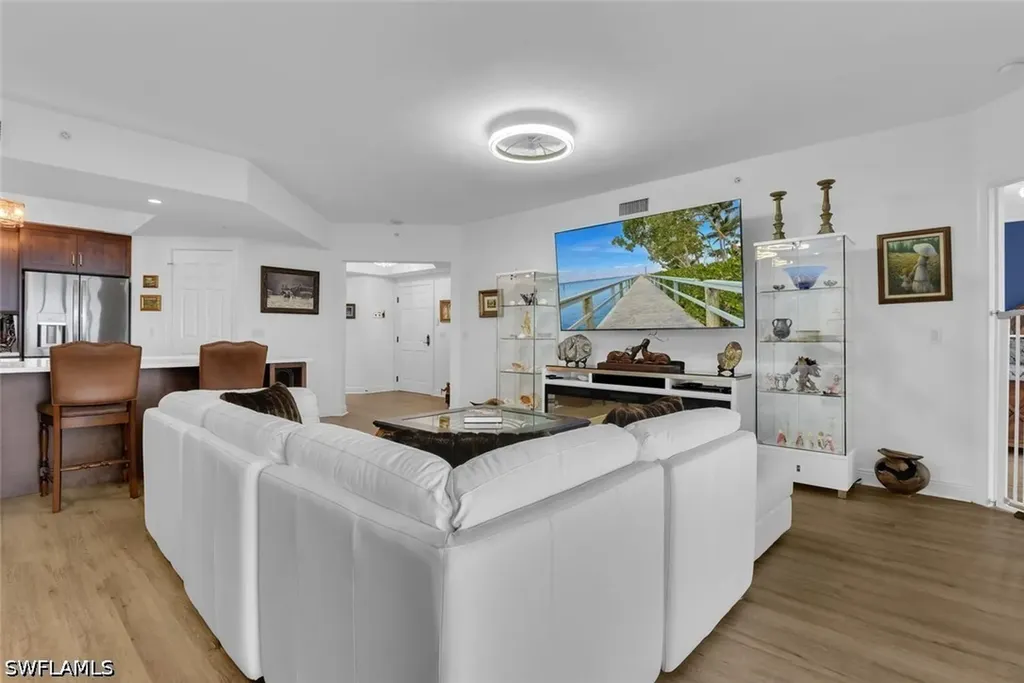 1065 Borghese Lane Naples FL 34114
