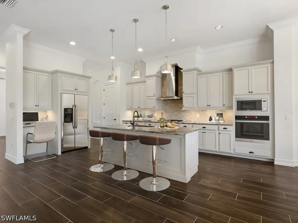 1546 Mockingbird Drive Naples FL 34120
