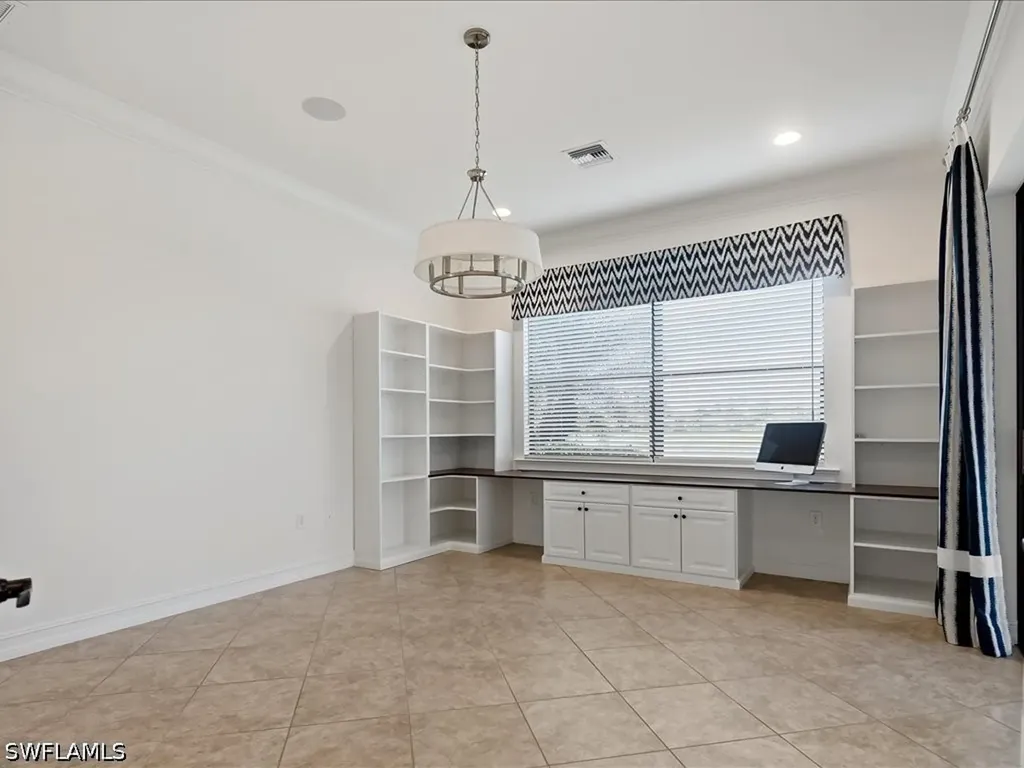 1546 Mockingbird Drive Naples FL 34120
