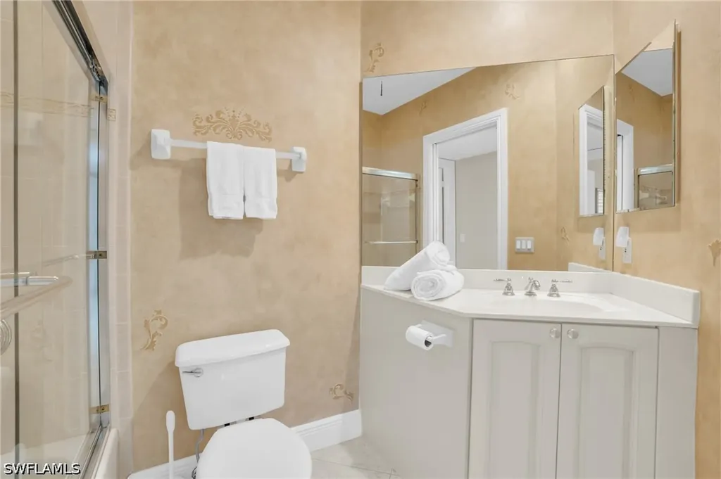 9006 Cascada Way Naples FL 34114