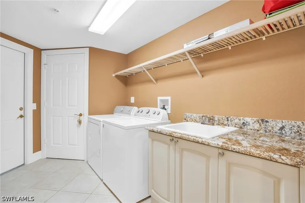 9006 Cascada Way Naples FL 34114
