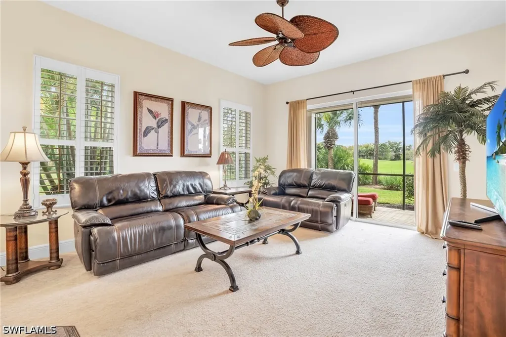 9006 Cascada Way Naples FL 34114
