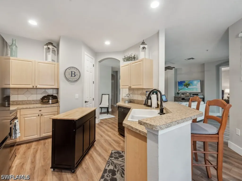7856 Clemson Street N Naples FL 34104