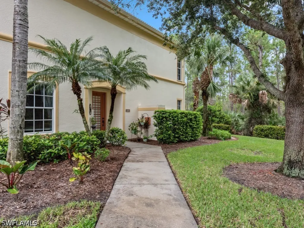 7856 Clemson Street N Naples FL 34104