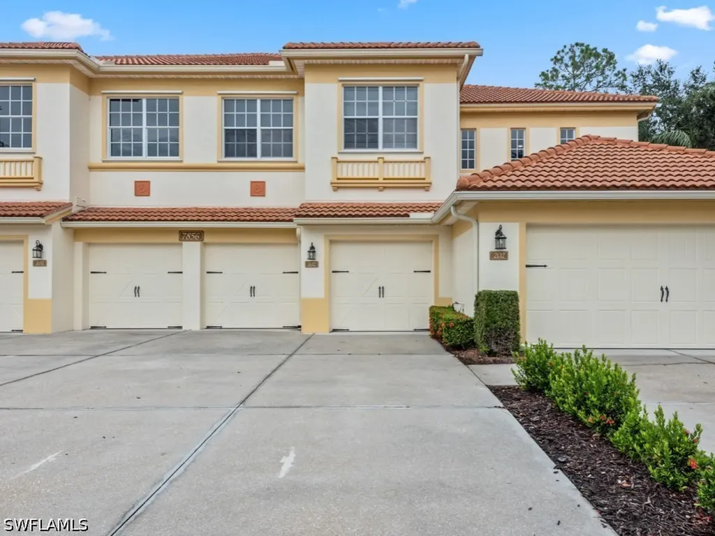 7856 Clemson Street N Naples FL 34104