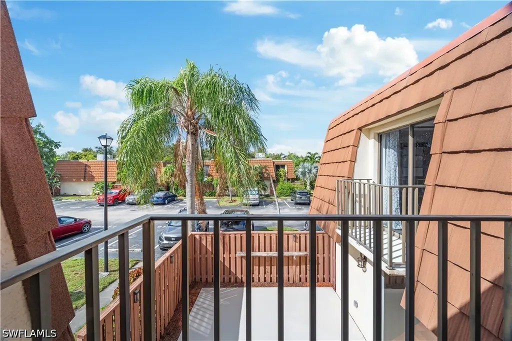 5212 Cedarbend Drive Fort Myers FL 33919