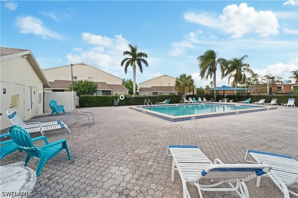 5212 Cedarbend Drive Fort Myers FL 33919