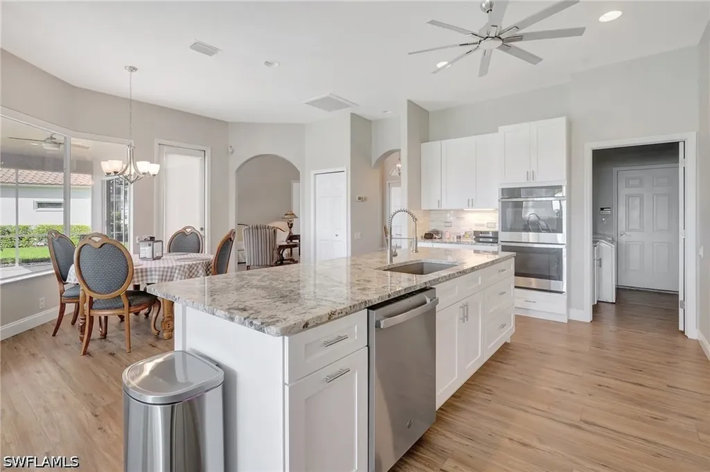 16112 Edgemont Drive Fort Myers FL 33908