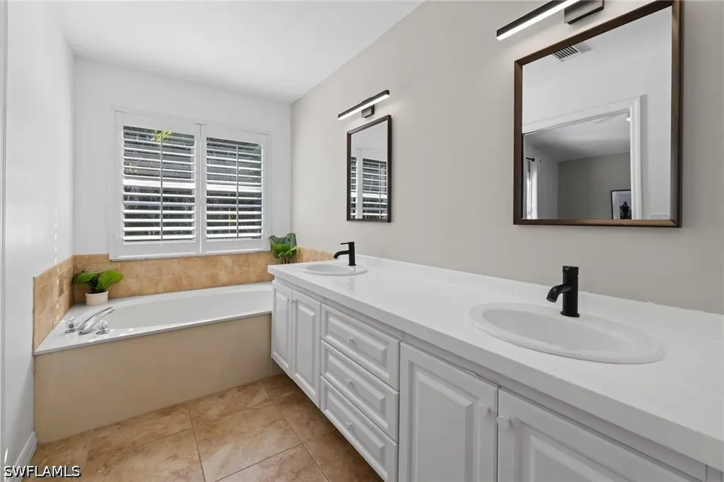 12240 Eagle Pointe Circle Fort Myers FL 33913