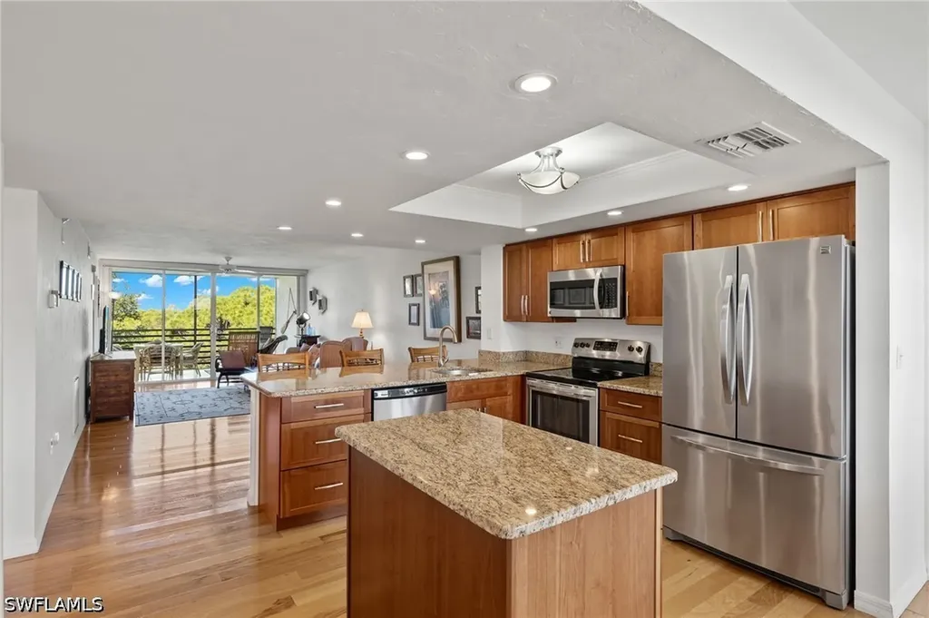 290 Naples Cove Drive Naples FL 34110