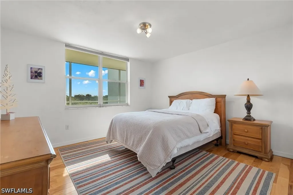 290 Naples Cove Drive Naples FL 34110