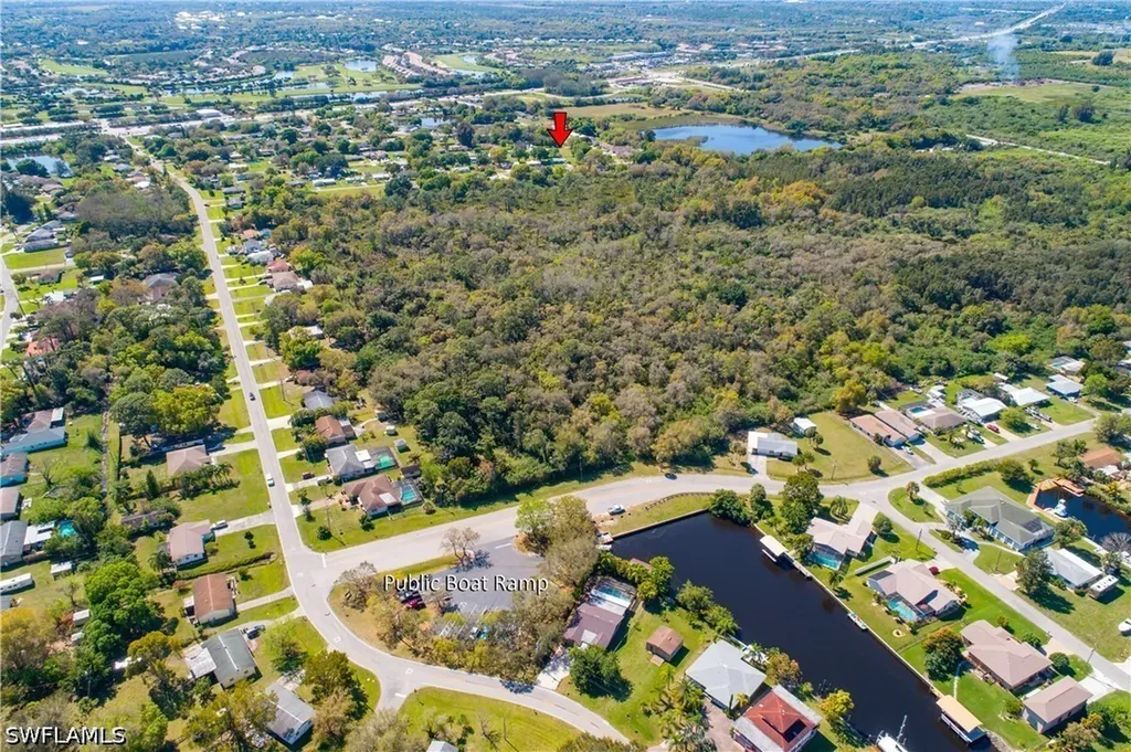 2826 West Road Fort Myers FL 33905