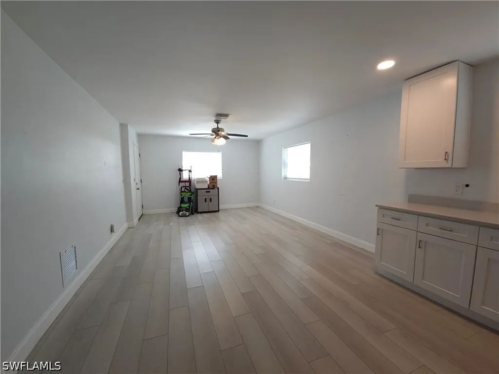 2826 West Road Fort Myers FL 33905